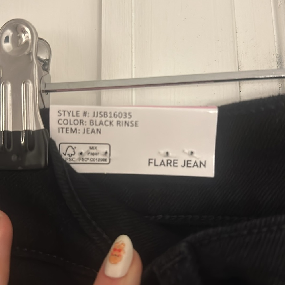 Jessica Simpson black flare jeans - Picture 4 of 9